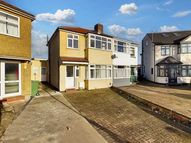 Aldridge Avenue - Picture 13